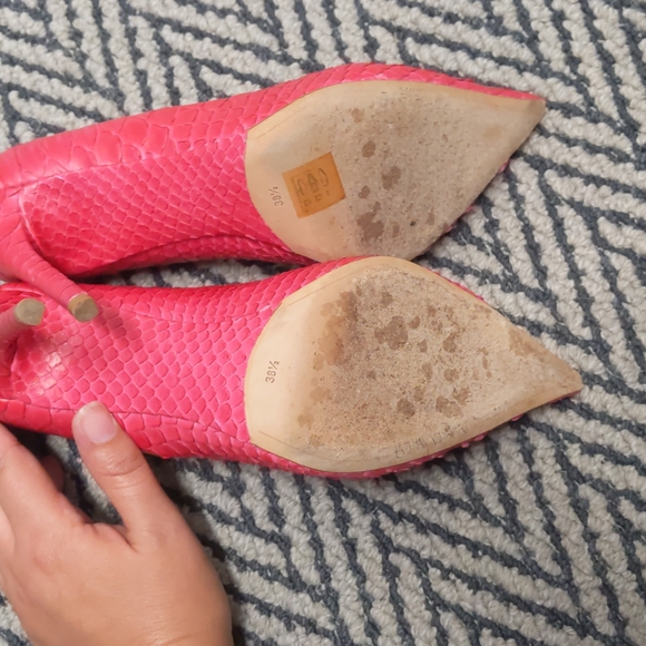 Pink Python Pumps - Picture 5 of 8